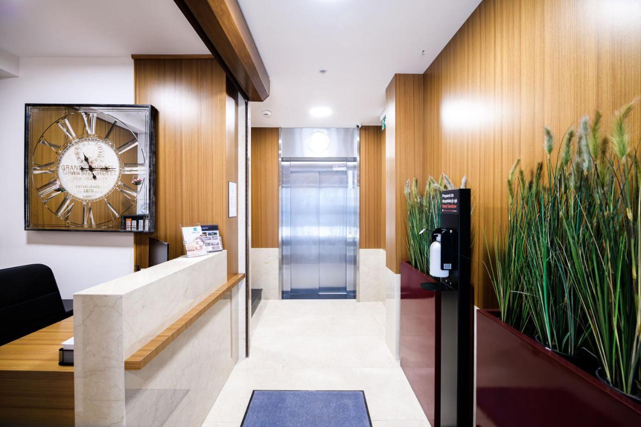 Aparthotel Inspire Miodova Residence Cracovie Extérieur photo